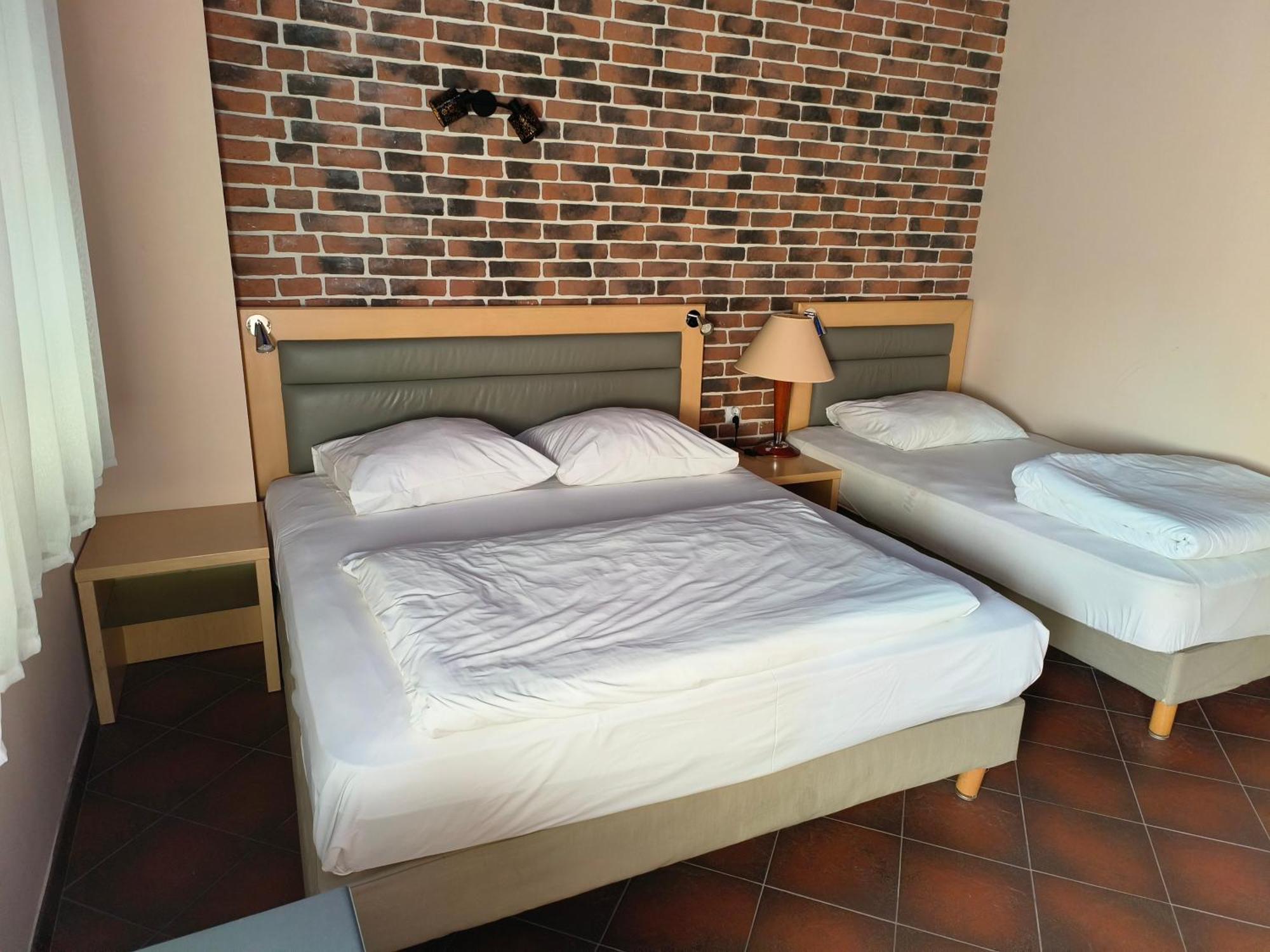 Łomianki Villa Bella Casa מראה חיצוני תמונה
